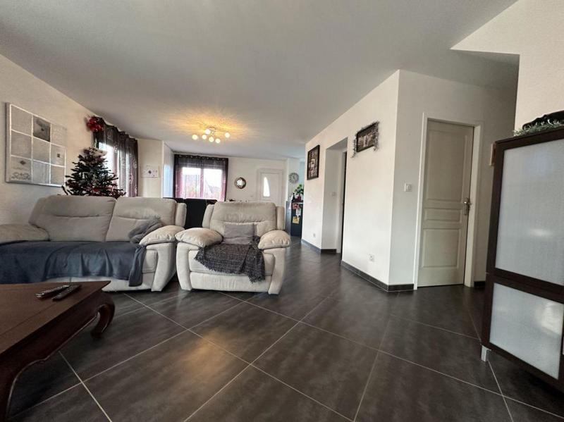 Maison - 145 m² - 5 pièces