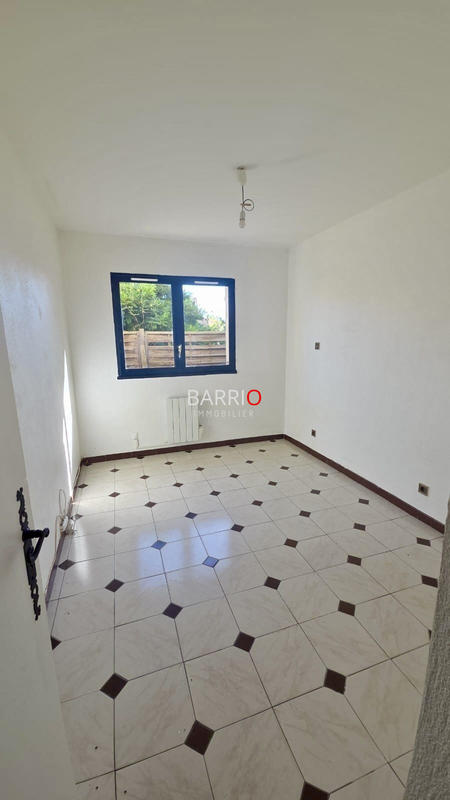 Villa - 217 m² - 11 pièces