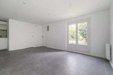 Studio - 25 m² - 1 pièce