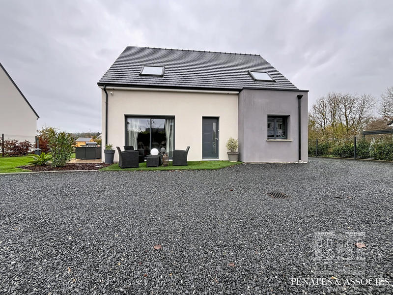 Maison - 110 m² - 6 pièces