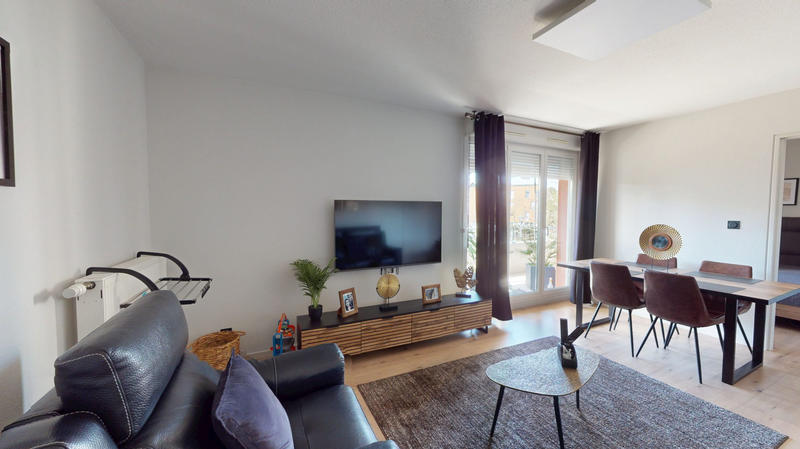 Appartement - 80 m² - 4 pièces