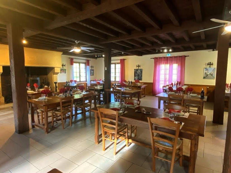 Maison - 650 m² - 20 pièces