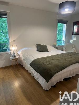 Appartement - 100 m² - 5 pièces