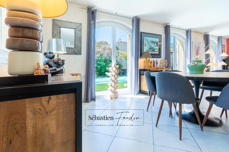 Maison - 162 m² - 5 pièces