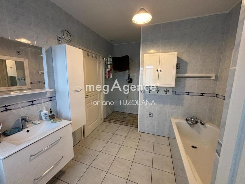 Maison de campagne - 310 m² - 11 pièces