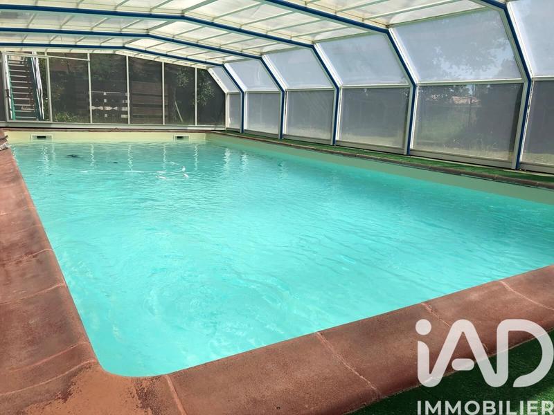 Maison - 308 m² - 8 pièces