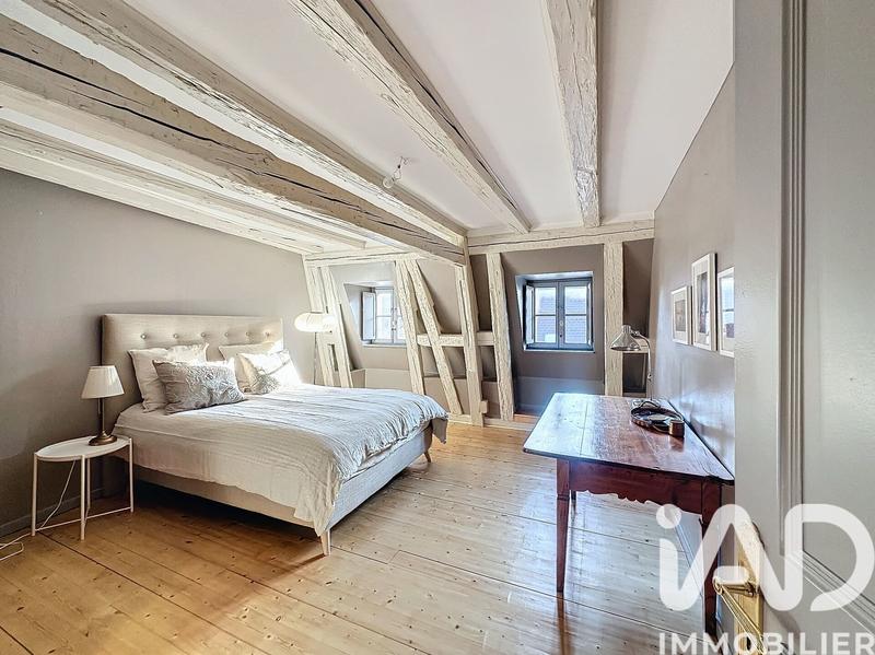 Appartement - 100 m² - 3 pièces