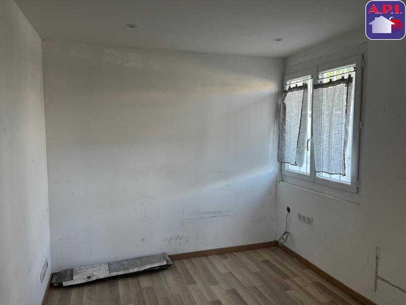 Local d'activités - 118 m² - 4 pièces