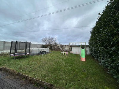 Maison - 92 m² - 5 pièces