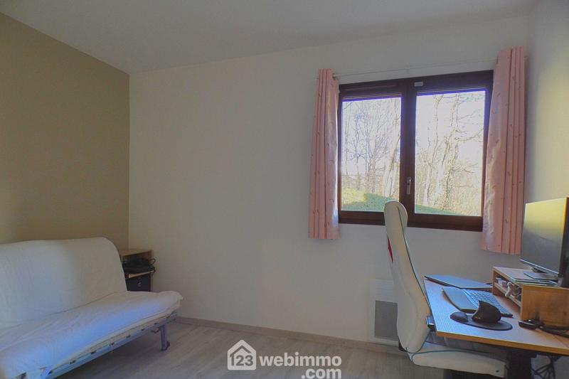 Maison - 96 m² - 4 pièces