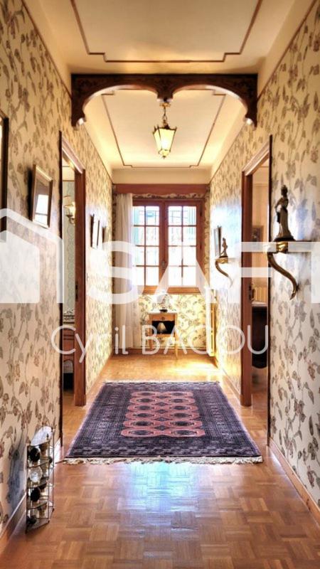 Maison - 200 m² - 6 pièces