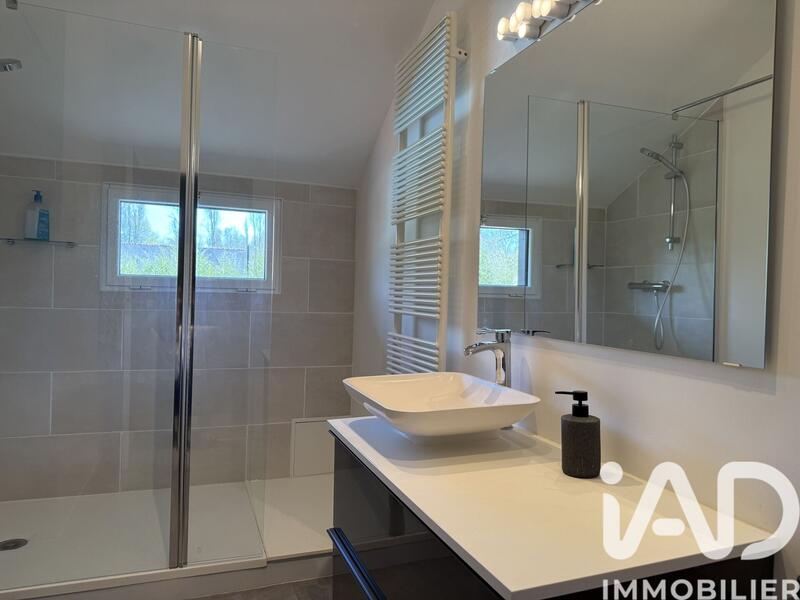 Maison - 138 m² - 6 pièces