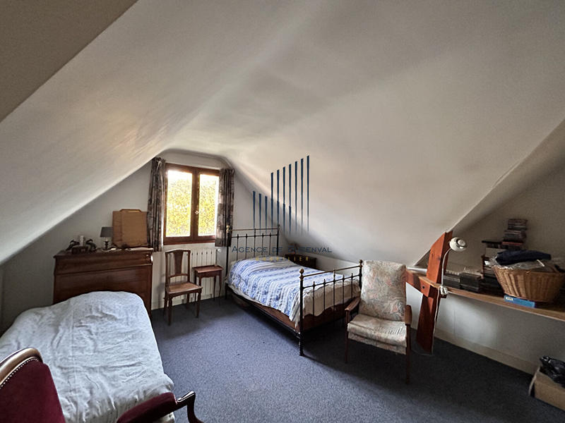 Maison - 162 m² - 8 pièces