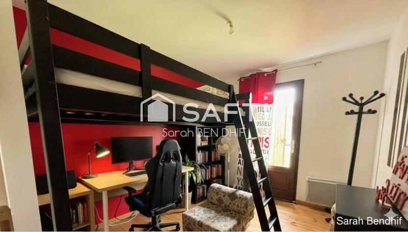 Maison - 200 m² - 8 pièces