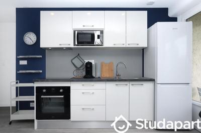 Chambre - 11 m² - 1 pièce