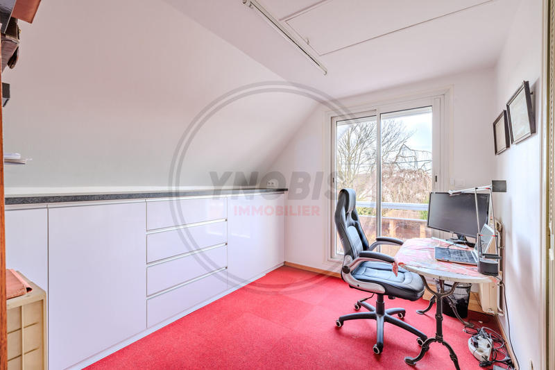 Maison - 139 m² - 6 pièces