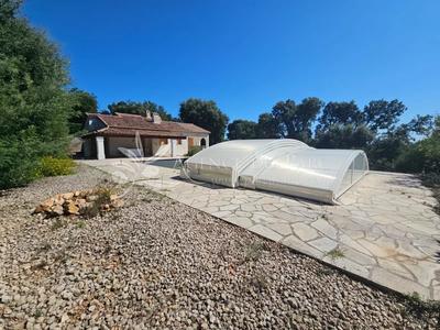 Maison - 190 m² - 5 pièces