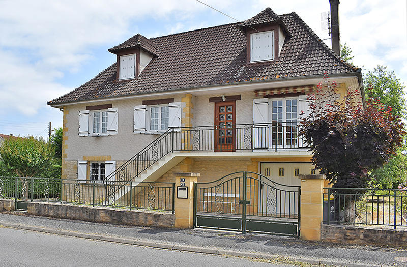 Maison - 146 m² - 7 pièces