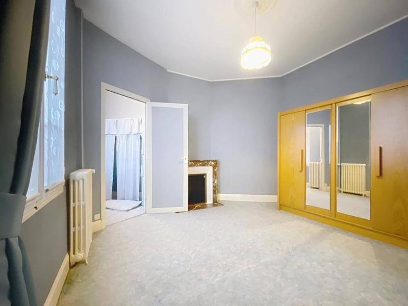 Maison de ville - 101 m² - 6 pièces