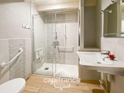 Corps de ferme - 232 m² - 11 pièces