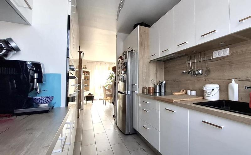 Appartement - 85 m² - 4 pièces