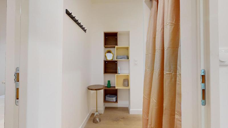 Appartement - 77 m² - 5 pièces