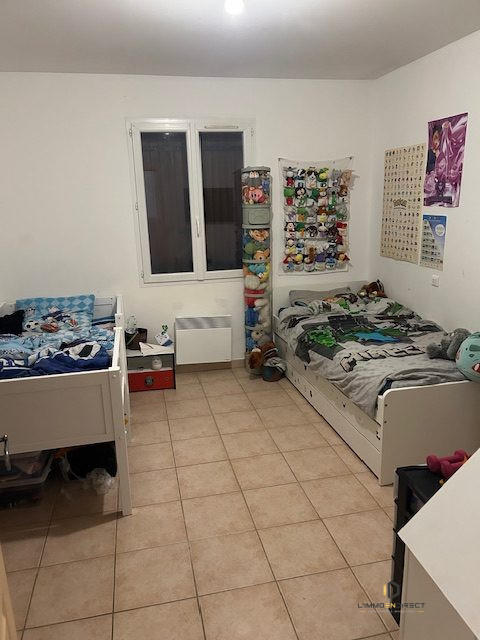 Maison - 93 m² - 4 pièces