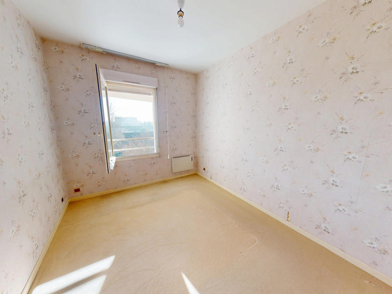 Appartement - 96 m² - 5 pièces