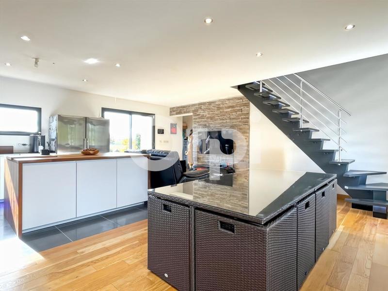 Maison - 162 m² - 5 pièces