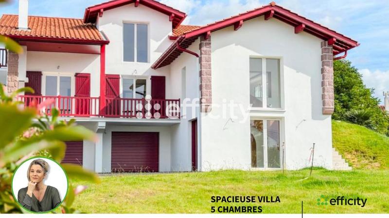 Pavillon - 265 m² - 7 pièces