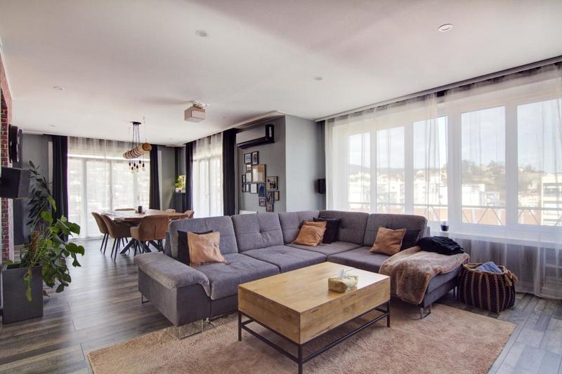 Appartement - 101 m² - 3 pièces