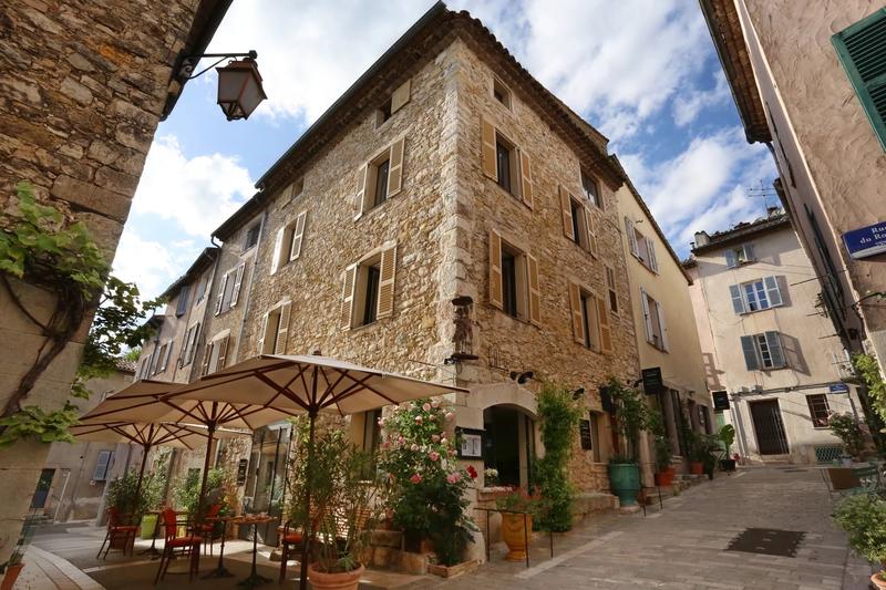 Maison - 195 m² - 7 pièces