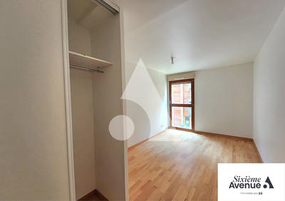 Appartement - 82 m² - 4 pièces