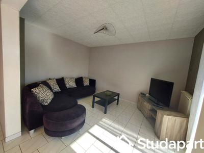 Chambre - 9 m² - 1 pièce