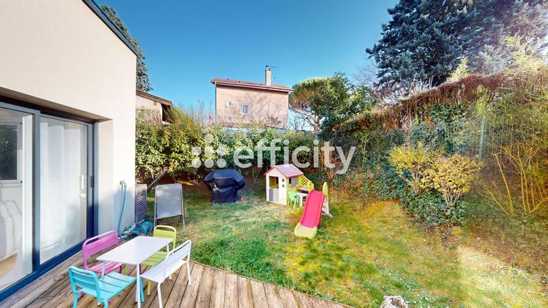 Appartement - 100 m² - 5 pièces