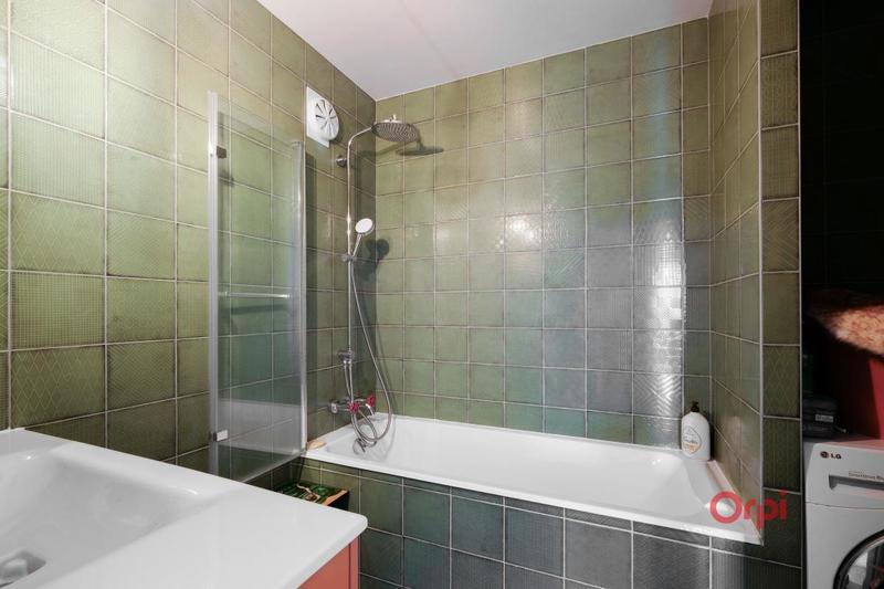 Appartement - 93 m² - 4 pièces