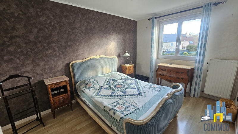 Maison traditionnelle - 92 m² - 4 pièces