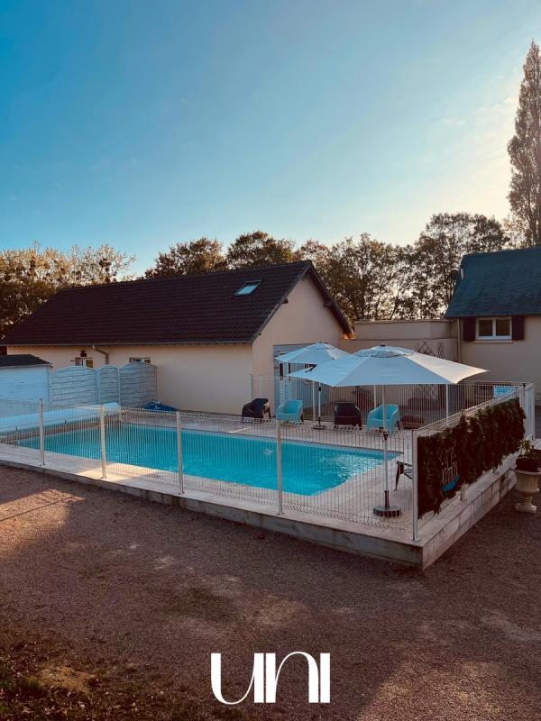 Maison - 650 m² - 22 pièces