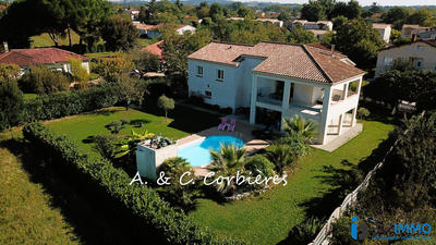 Maison - 170 m² - 7 pièces