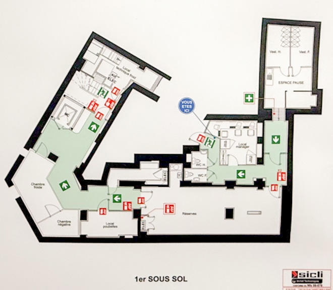 Local commercial - 438 m²