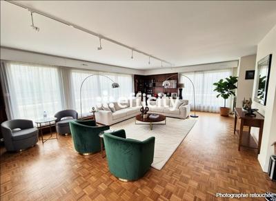 Appartement - 130 m² - 4 pièces