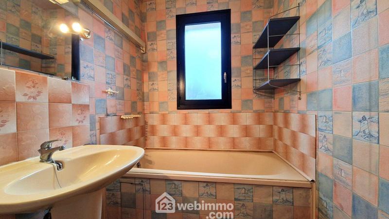 Maison - 102 m² - 5 pièces