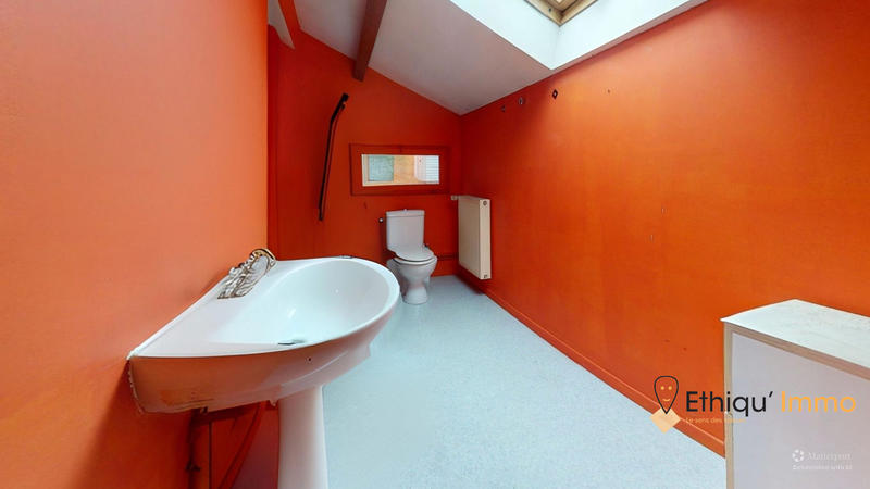 Maison - 165 m² - 8 pièces