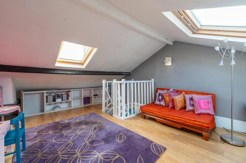 Maison - 90 m² - 5 pièces