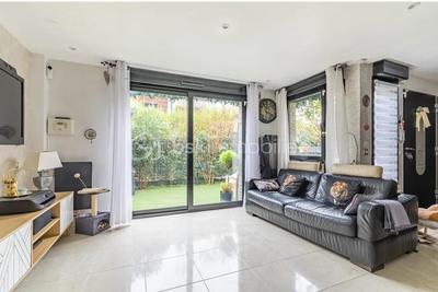 Maison - 60 m² - 3 pièces