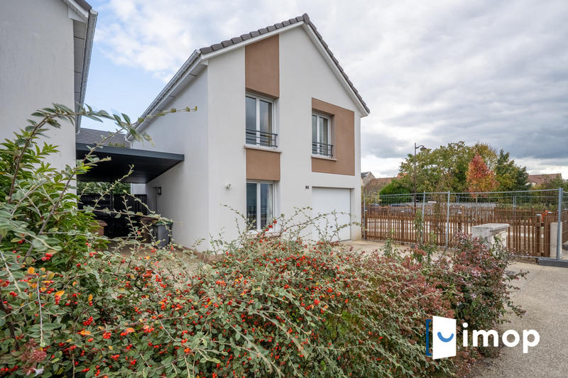 Maison - 100 m² - 5 pièces