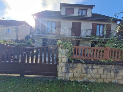 Maison - 102 m² - 6 pièces