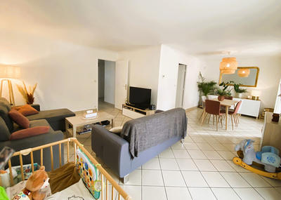 Maison - 135 m² - 8 pièces