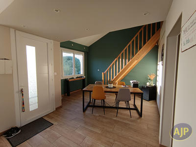 Maison - 127 m² - 8 pièces