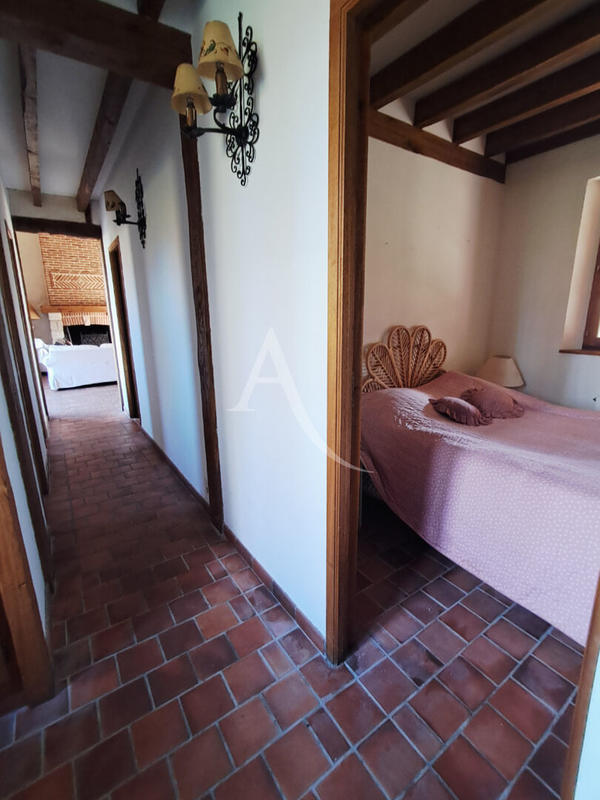 Maison - 160 m² - 7 pièces